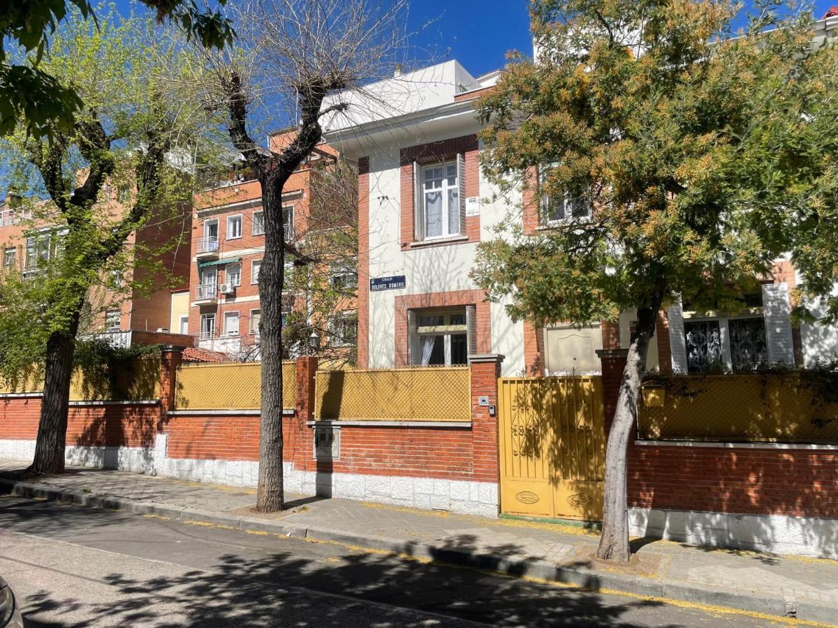 N1 Casa De Madrid - Greenpeace Line Екстериор снимка